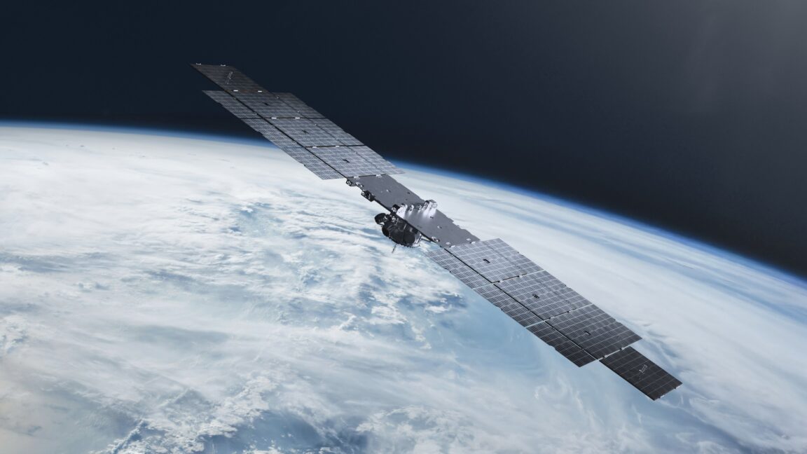 Low-Earth Orbit Satellites Projected to Surpass GPS in Navigation Accuracy