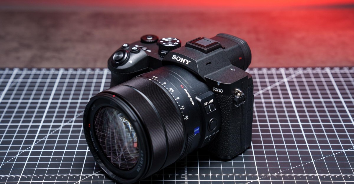 Sony RX10 V Debuts With 24-600mm Lens and Improved Autofocus