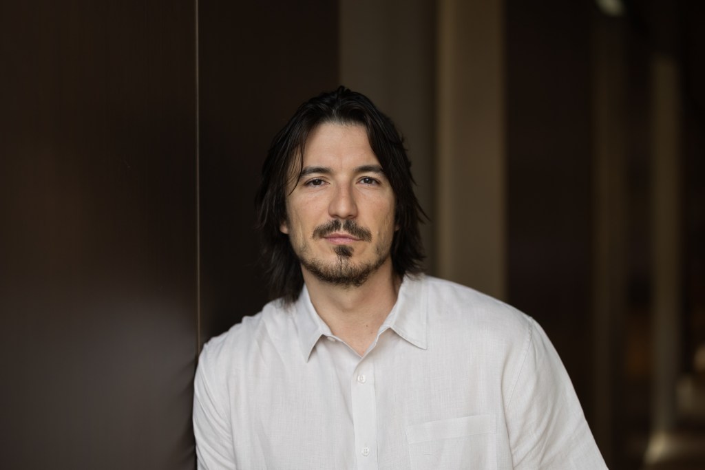 Robinhood Integrates AI Tools to Enhance Retail Trading Experience