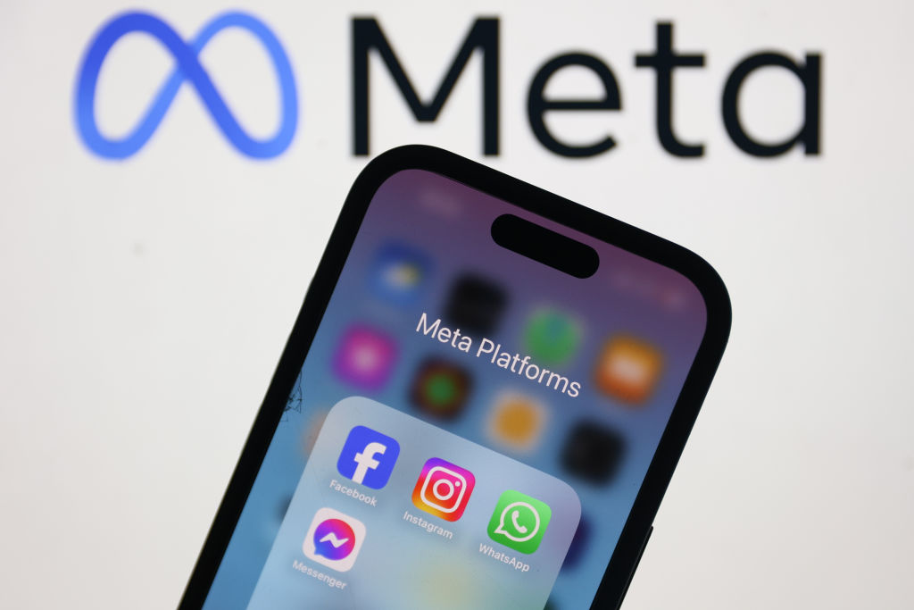 Meta запускает новые инструменты родительского контроля и конфиденциальности для подростков