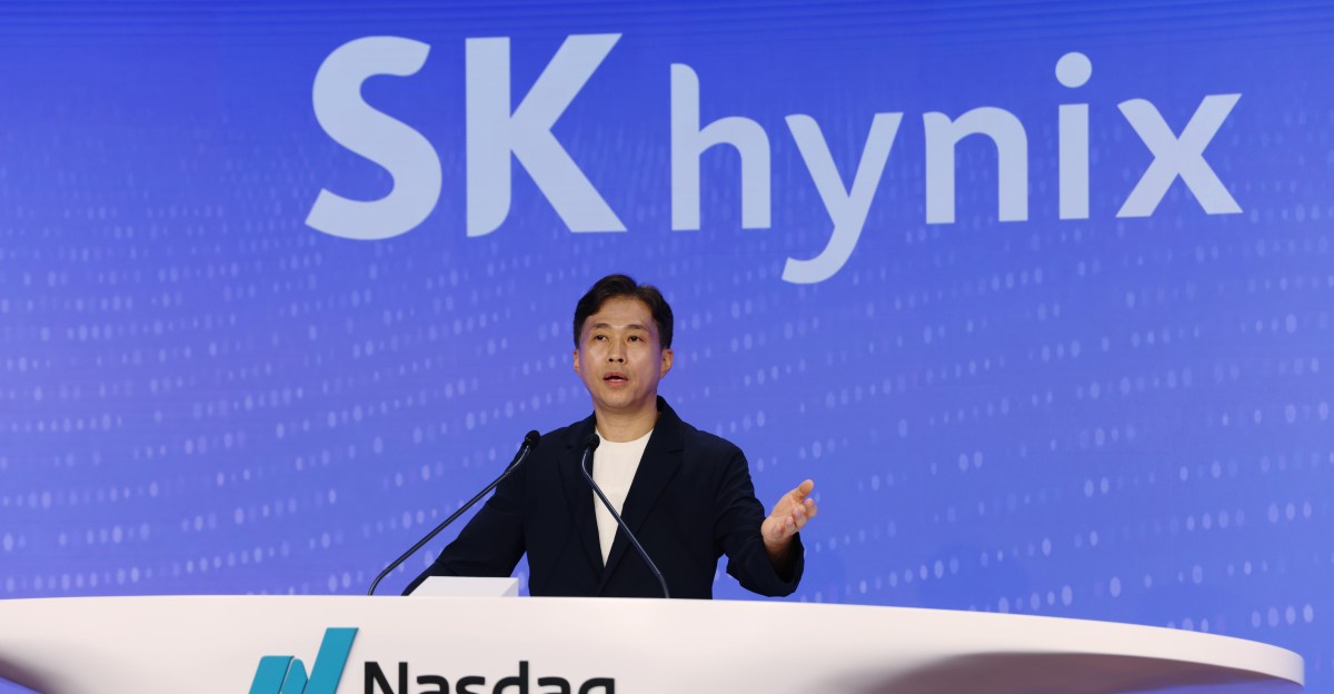 SK Hynix Surges After Trillion-Dollar Valuation on Wall Street Debut