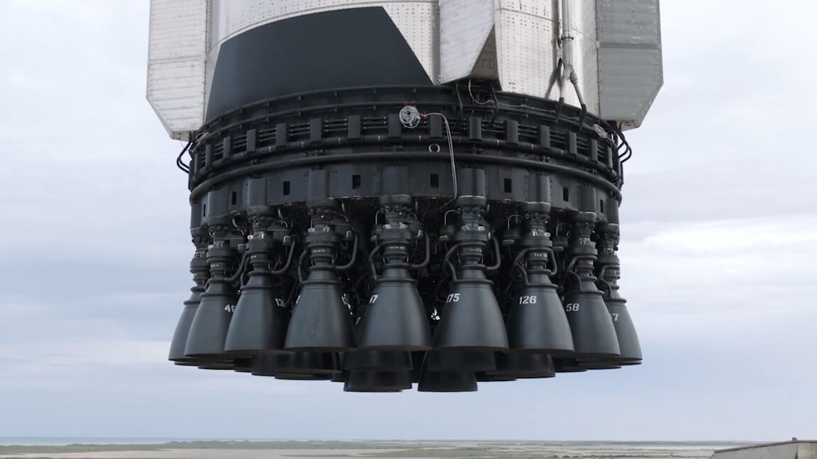 SpaceX to Test New Heat Shield and Reentry Maneuvers in 13th Starship Flight